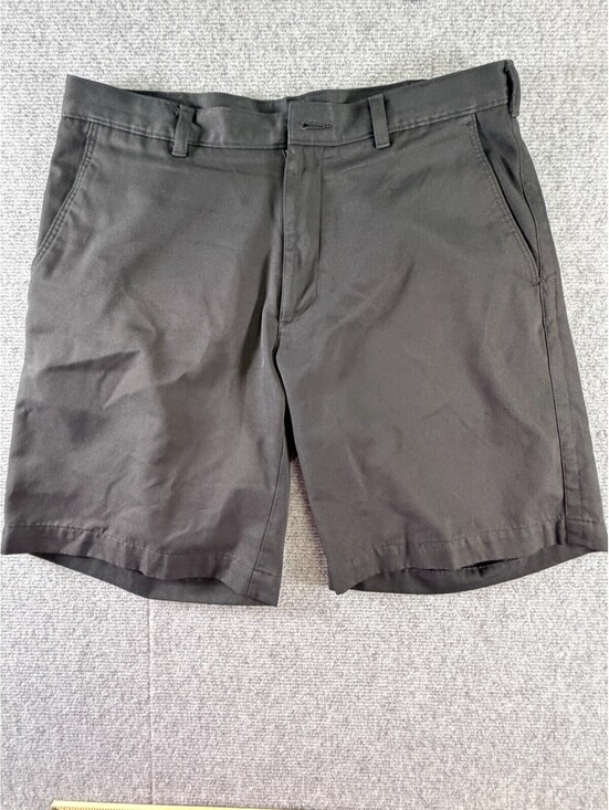 PGA TOUR Other - PGA TOUR Mens Golf Shorts Black Flat Front Performance Casual Size 40